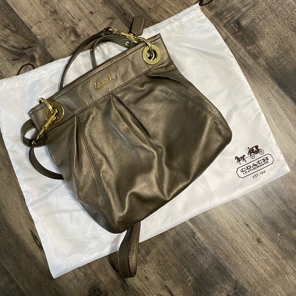 Coach cross body - Picture 1 of 3